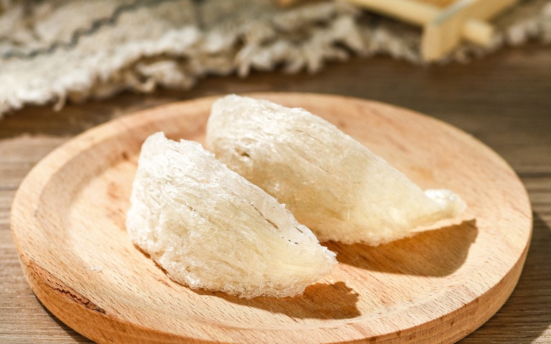 Trong tổ yến còn chứa nhiều nguyên tố vi lượng