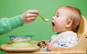 Lưu ý quan trọng khi cho bé ăn tổ yến